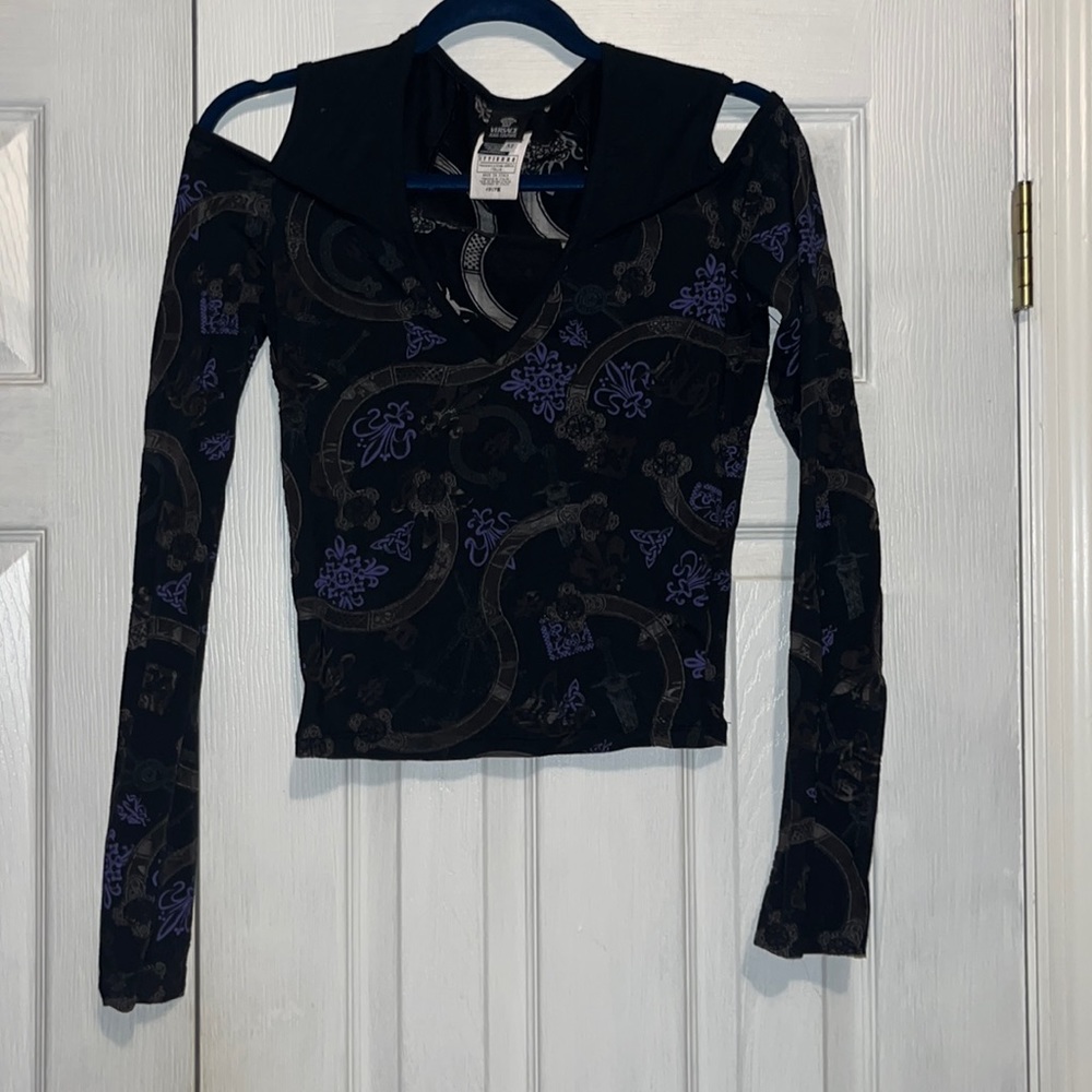 Versace Jeans Couture cold shoulder blouse!